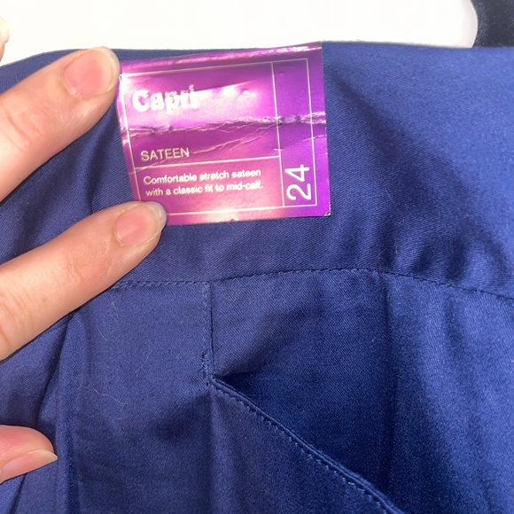 #108 NWT Lane Bryant Navy Sateen Capris Size 24 - Picture 5 of 7